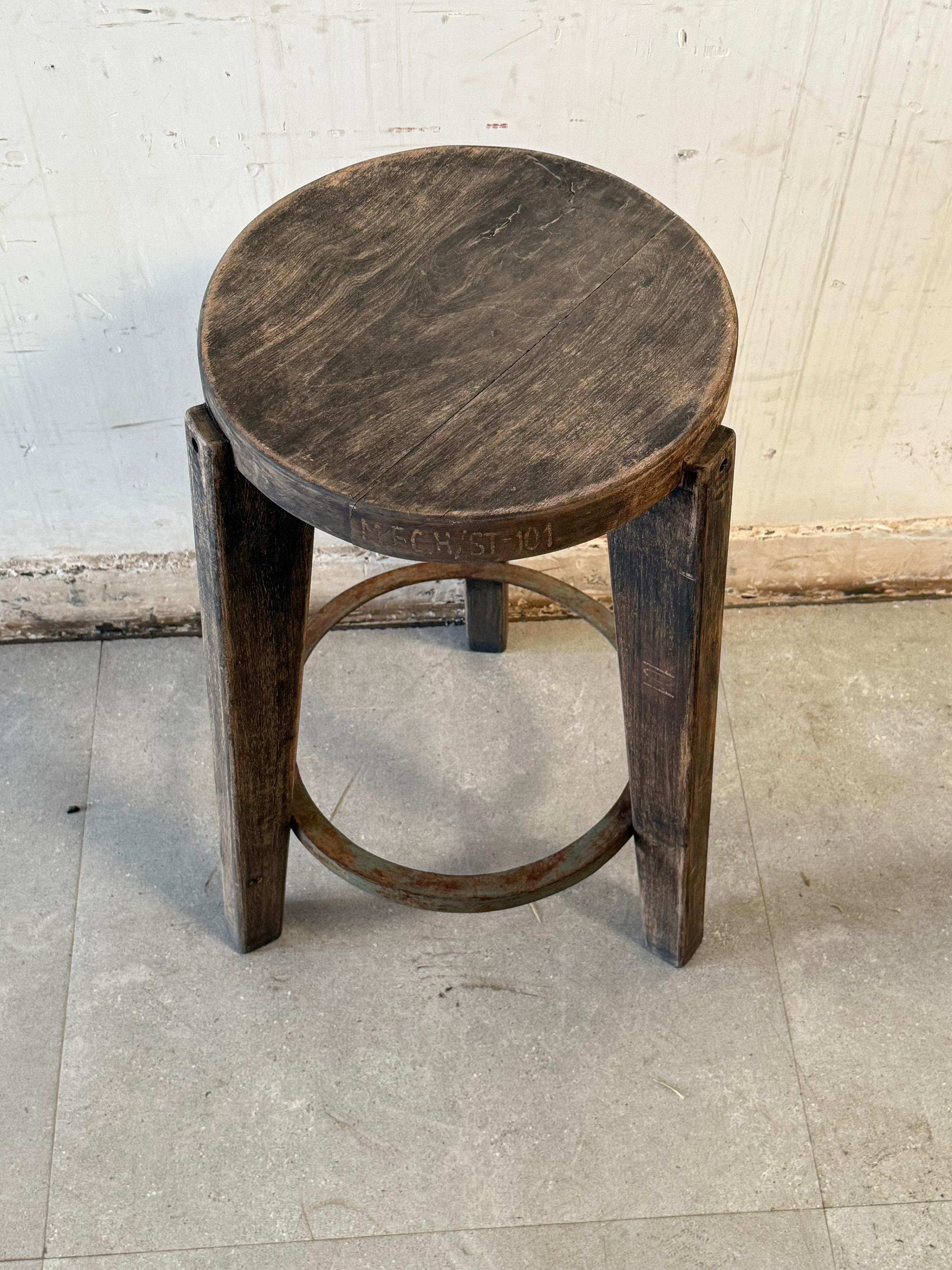 4X Metal Ring Barstools