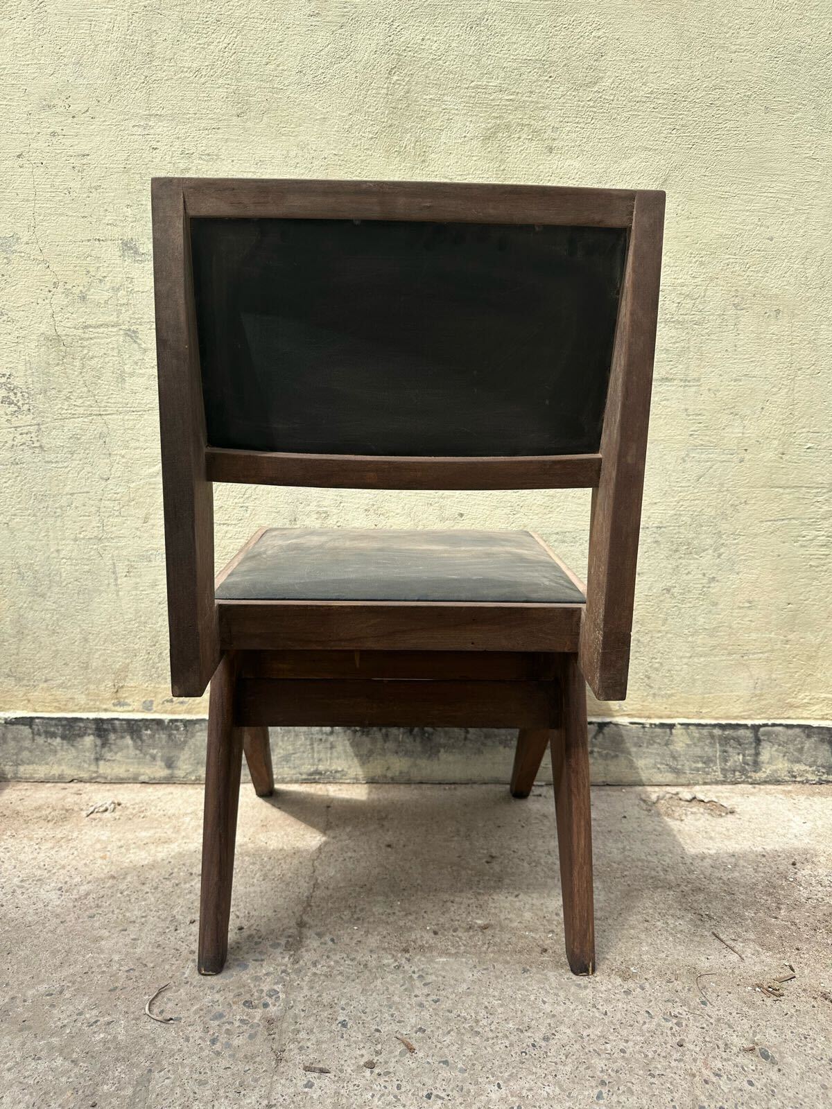 Set of 8 armless office chairs. Available for individual purchase.