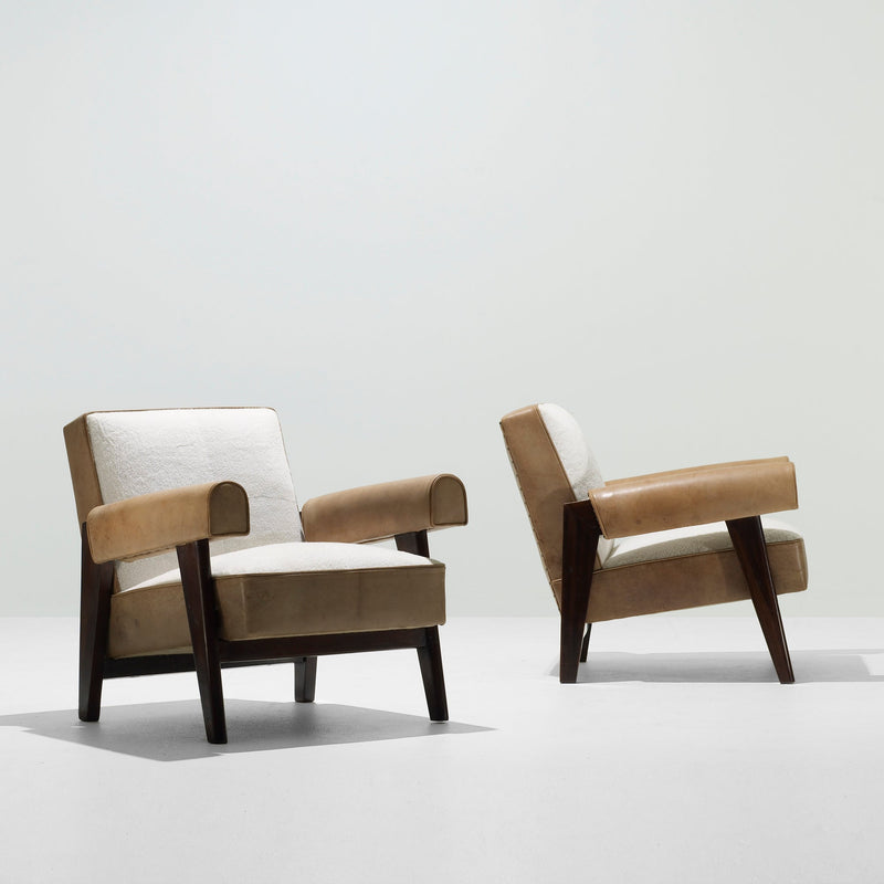 Advocate Sofa