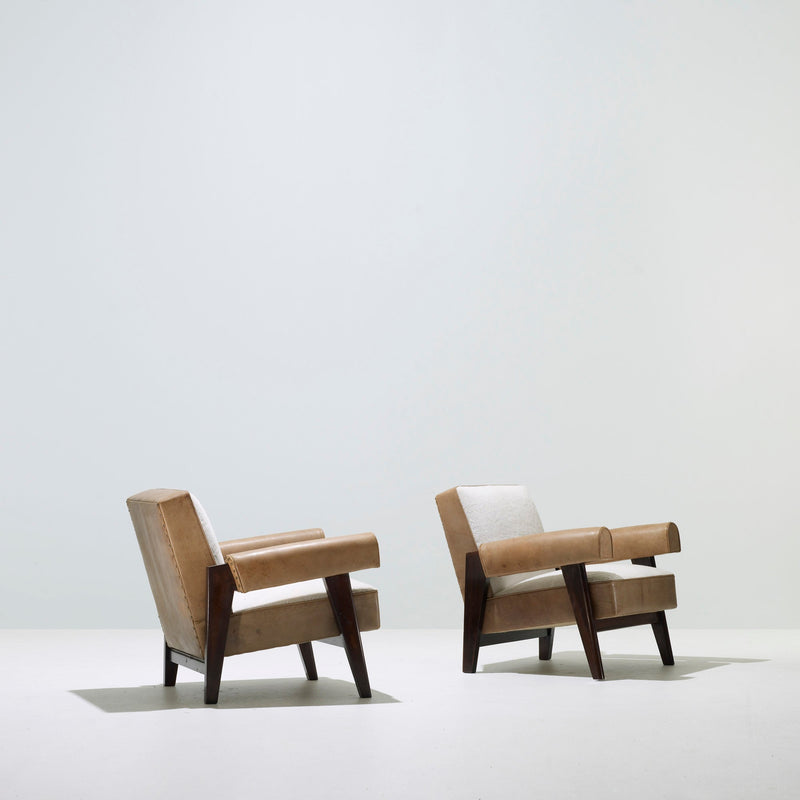 Advocate Sofa