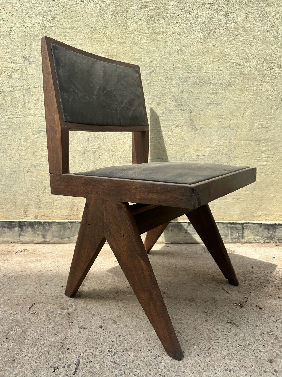 Set of 8 armless office chairs. Available for individual purchase.
