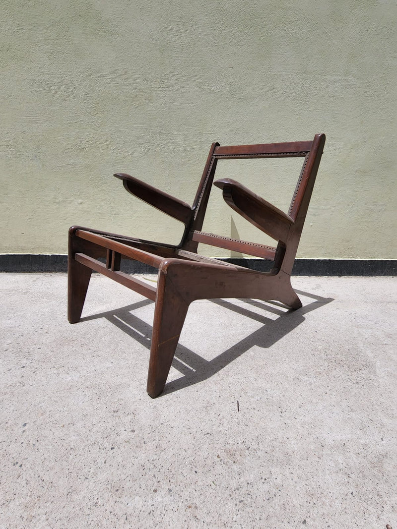 Pair of Kangaroo chairs with hands