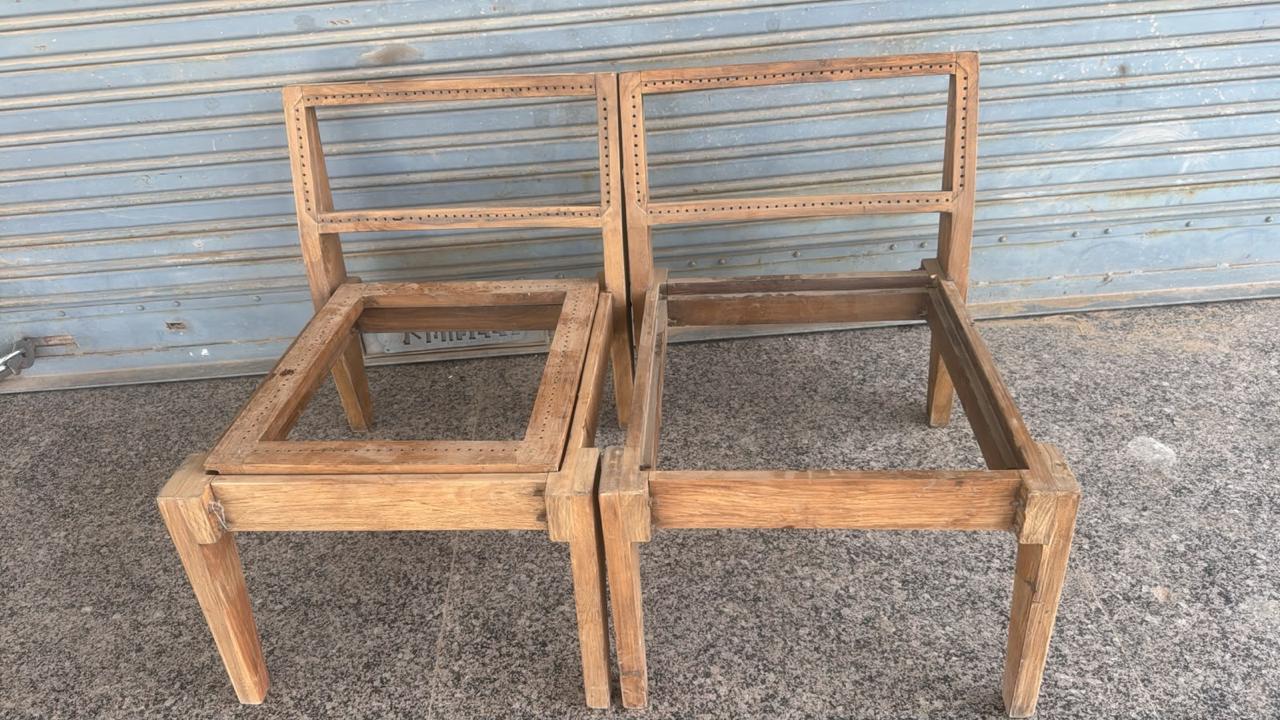 Pierre Jeanneret Pair of PJ-SI-10-A Fireside Chairs, PAU Provenance