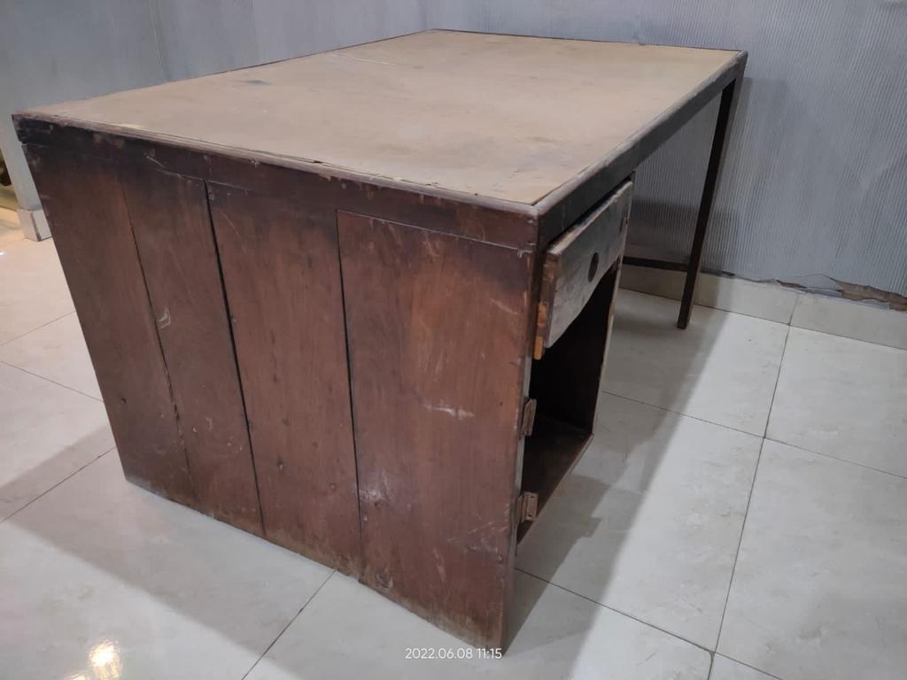 Secretariat Office Table