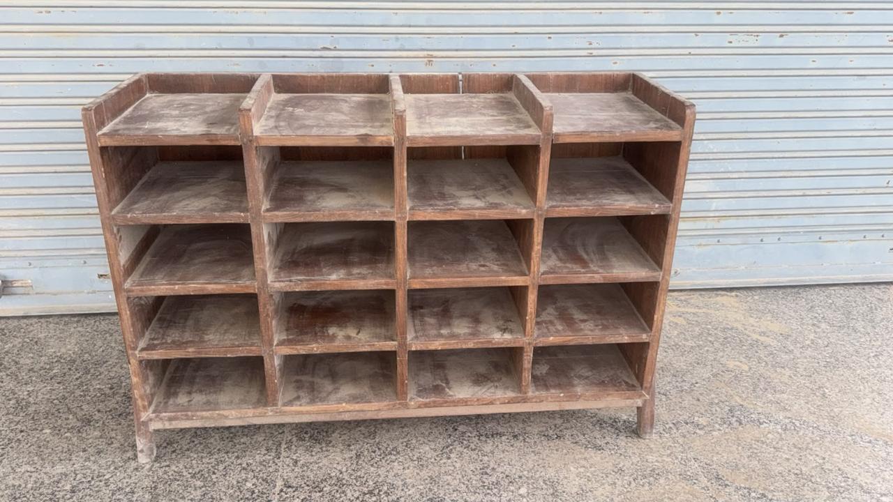 Pierre Jeanneret File Rack, Panjab University